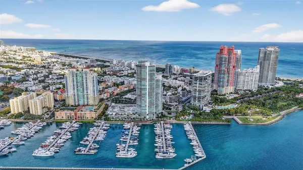 $7,795,000 | 1000 South Pointe Drive, Unit 1501, Miami Beach, FL 33139