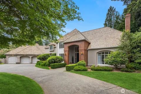 $2,979,000 | 13905 212th Drive Northeast, Woodinville, WA 98077