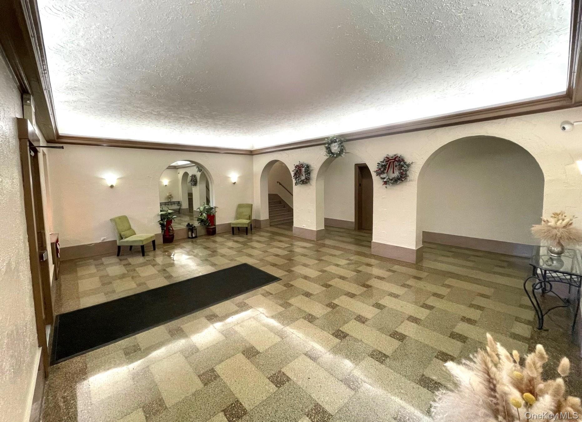 475 Bronx River Road, Unit 3G Yonkers, NY 10704 - Photo 18 of 21 a view of living room with granite countertop