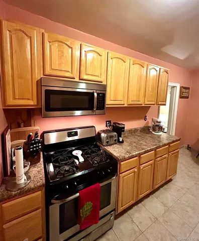 $160,000 | 475 Bronx River Road, Unit 3G, Yonkers, NY 10704