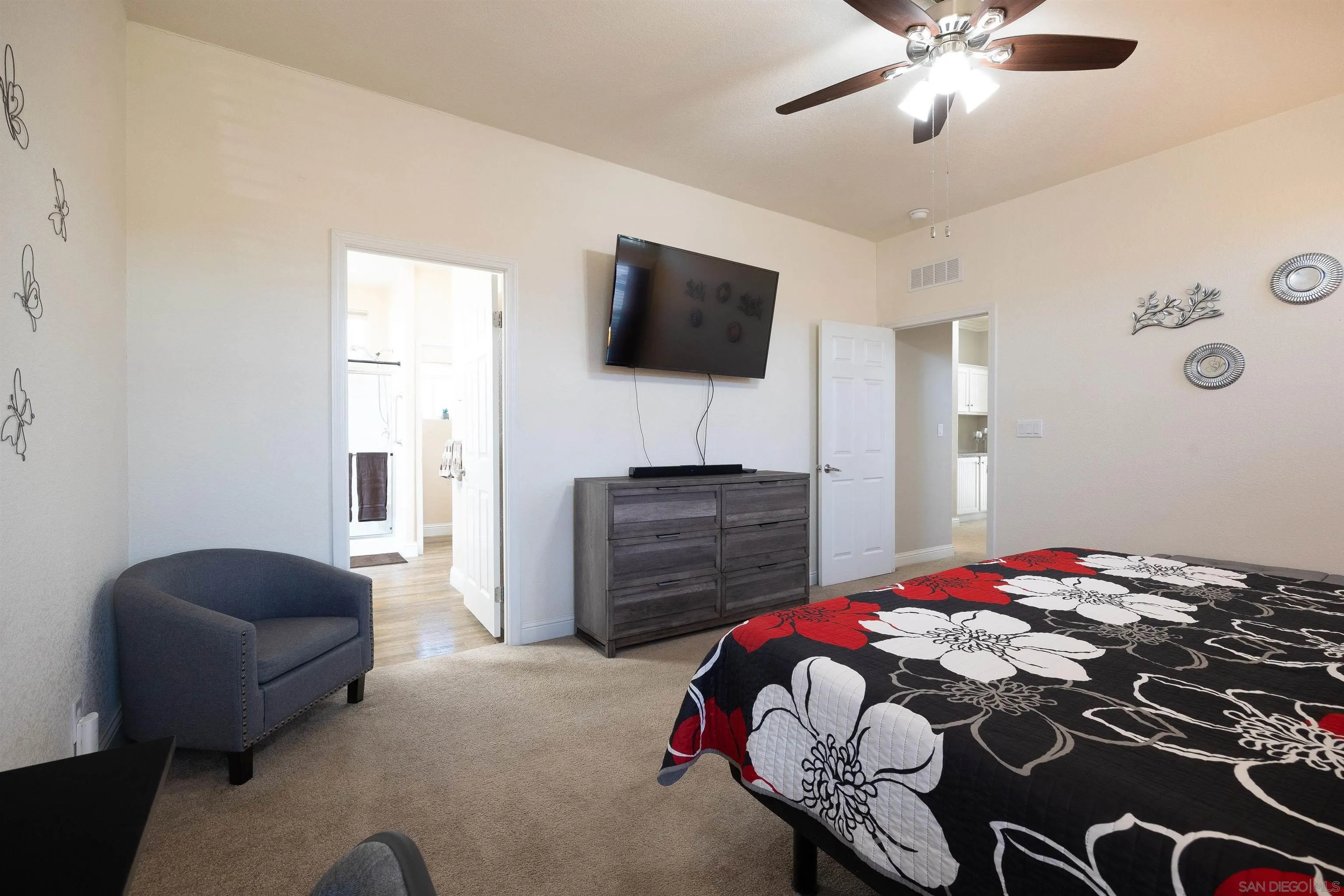 13308 Alpine Drive Poway, CA 92064 - Photo 10 of 20