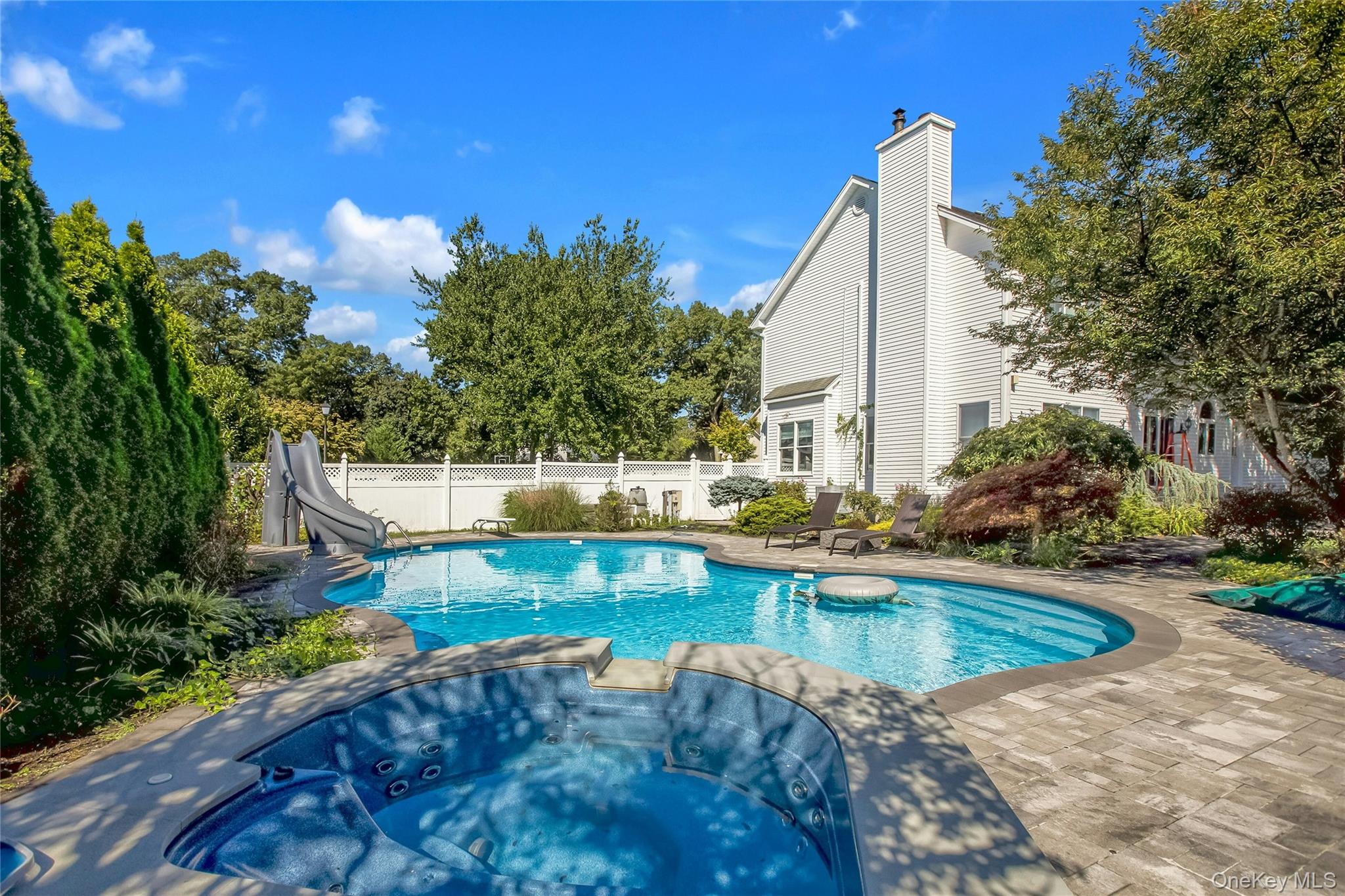 11 Raphael Boulevard Nesconset, NY 11767 - Photo 23 of 27 Gallery Image 23