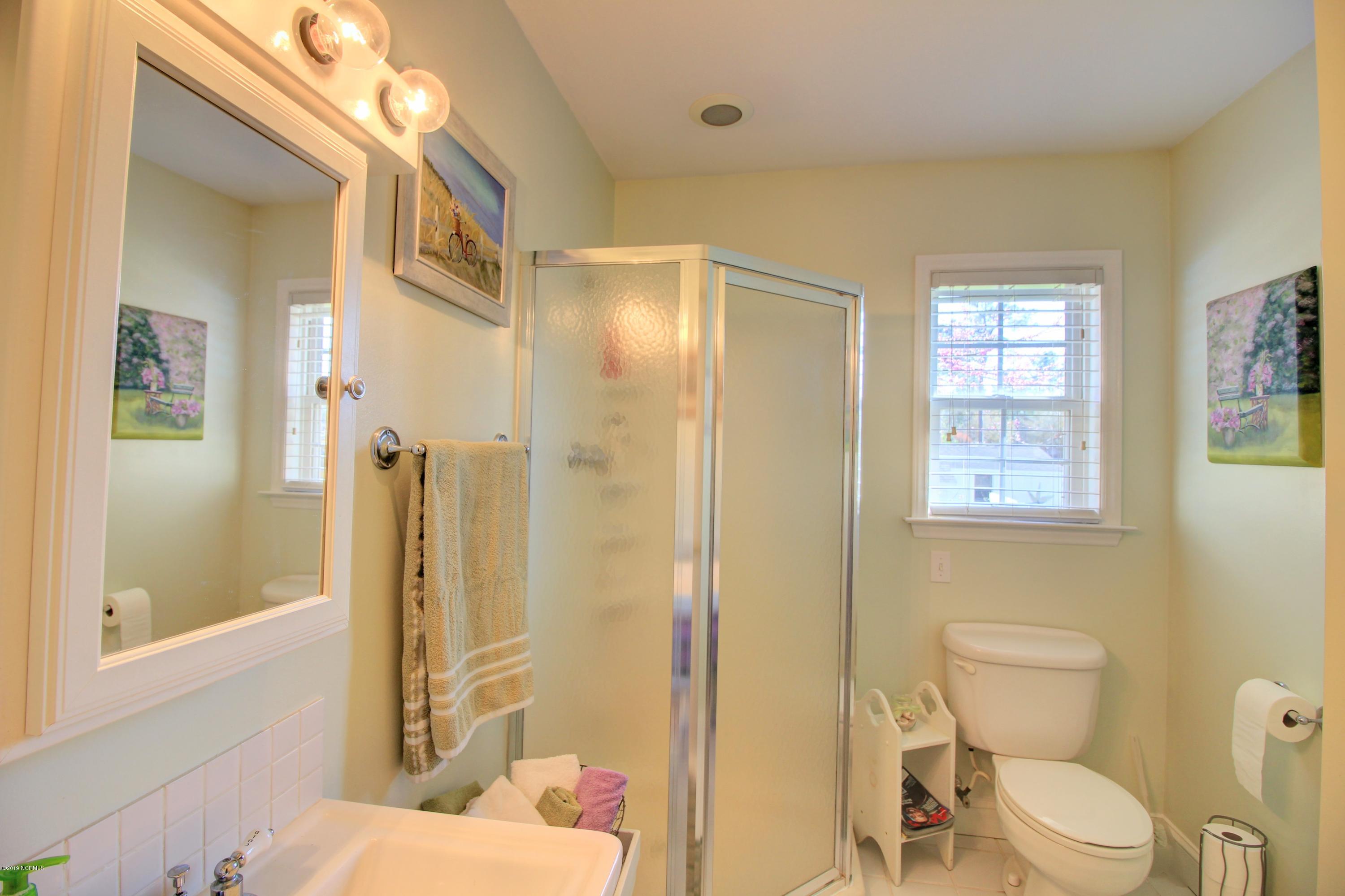 1095 Roberts Road Newport, NC 28570 - Photo 20 of 35 Bathroom Two