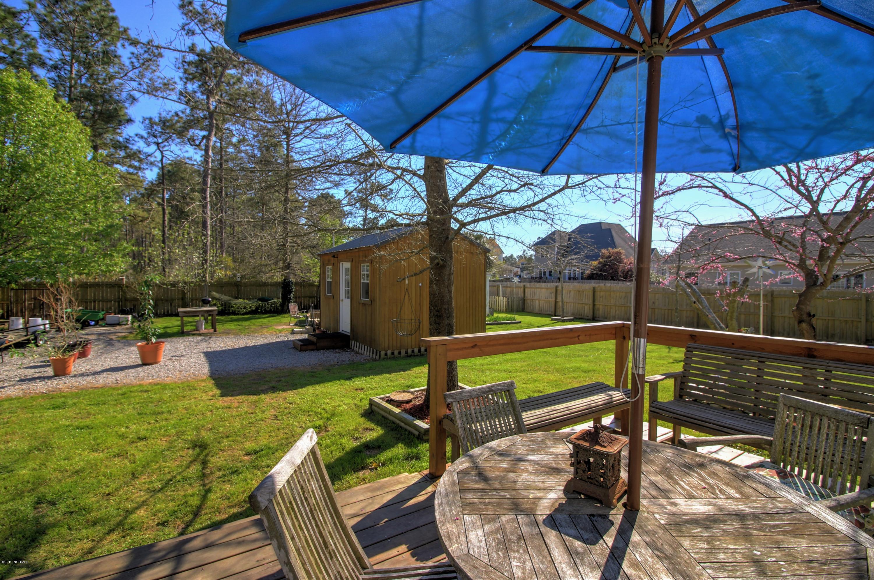 1095 Roberts Road Newport, NC 28570 - Photo 27 of 35 Back Deck