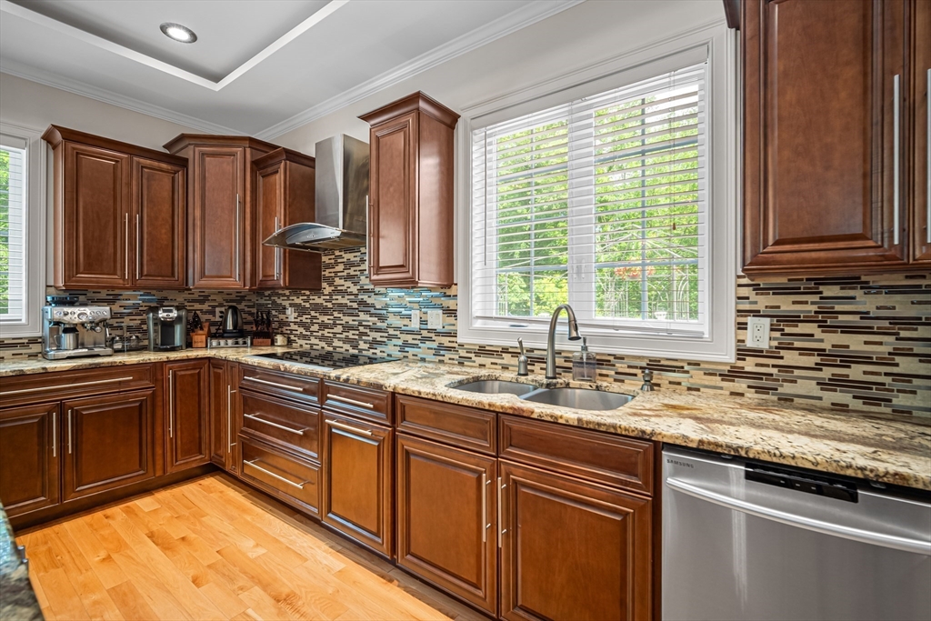 131 Ridgeway Drive Agawam, MA 01030 - Photo 10 of 33 Gallery Image 10