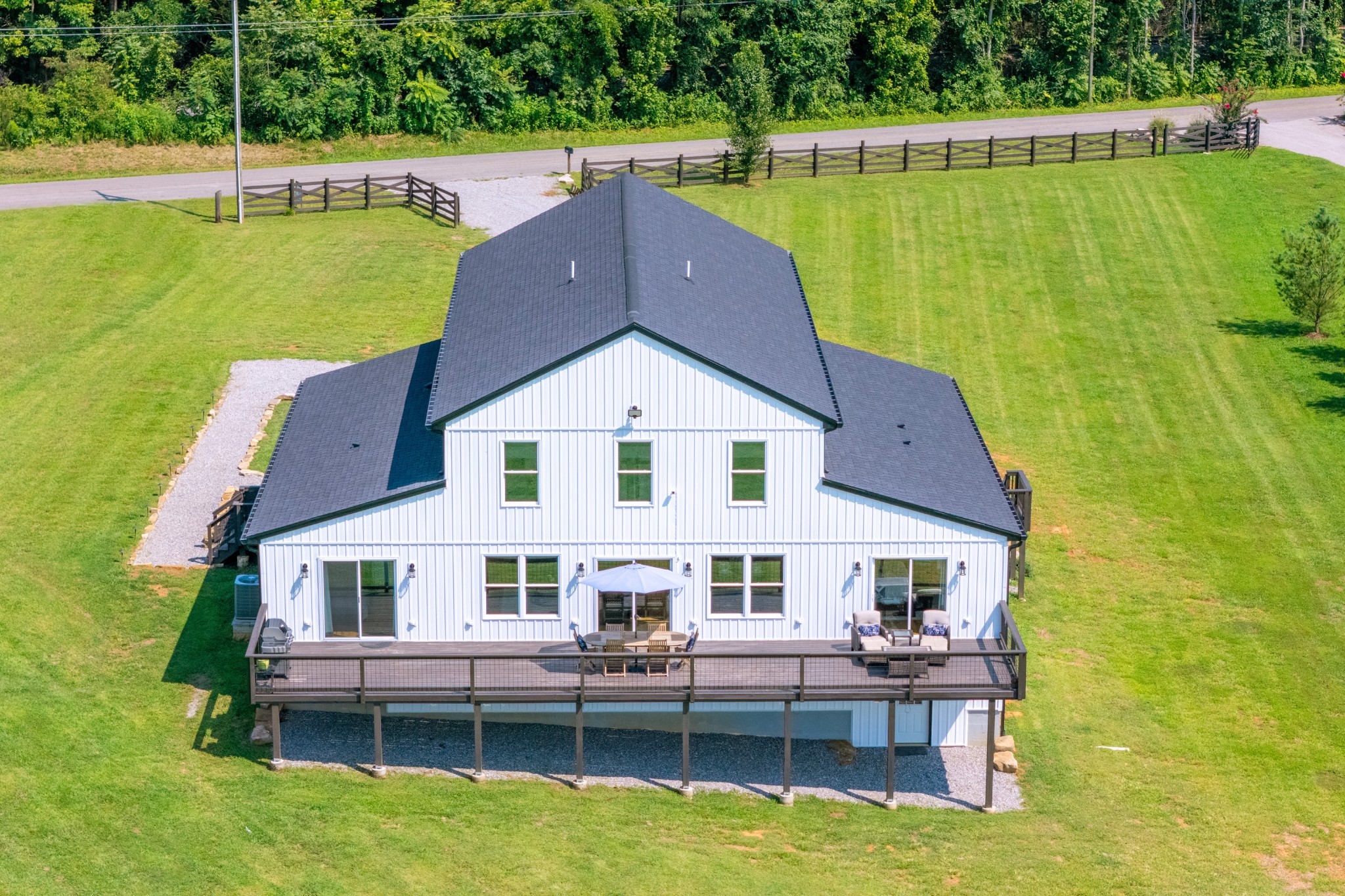 702 Starlight Road McMinnville, TN 37110 - Photo 3 of 56 Gallery Image 3