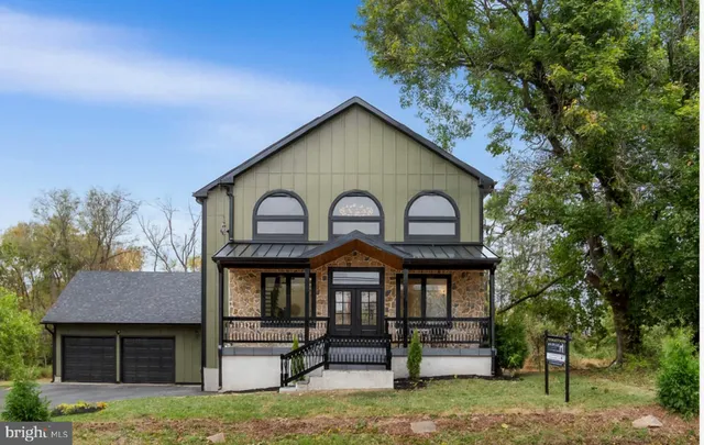 $870,000 | 105 West 3rd Avenue, Trappe, PA 19426