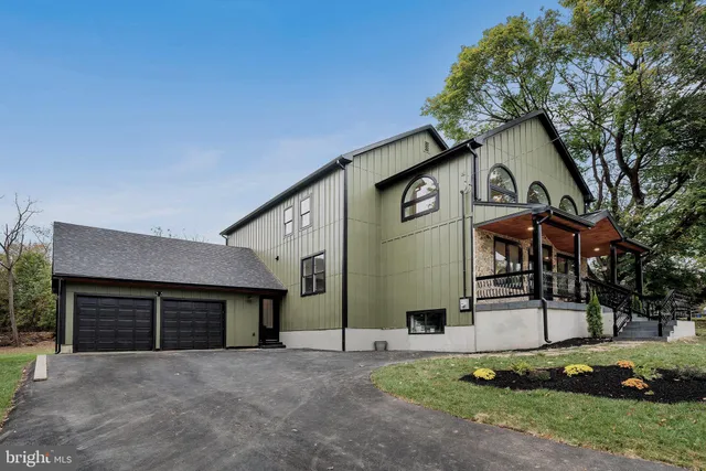 $870,000 | 105 West 3rd Avenue, Trappe, PA 19426