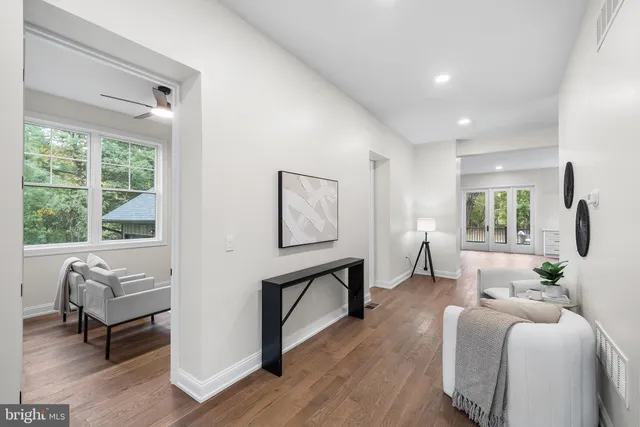 $870,000 | 105 West 3rd Avenue, Trappe, PA 19426