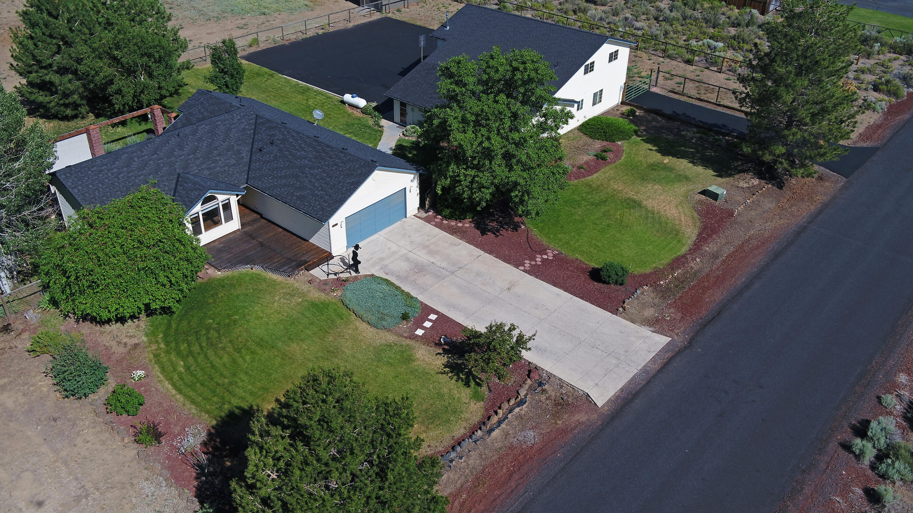 66645 Cascade Way Bend, OR 97703 - Photo 27 of 34 27