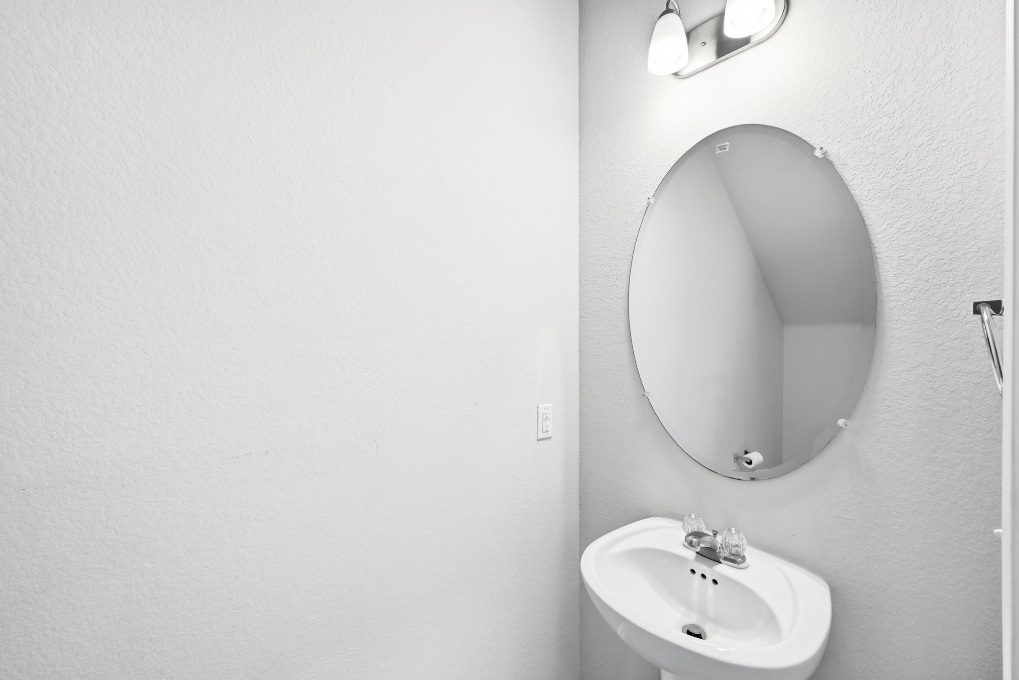 171 Vestral Road Buda, TX 78610 - Photo 24 of 26 Half bath-Located downstairs.