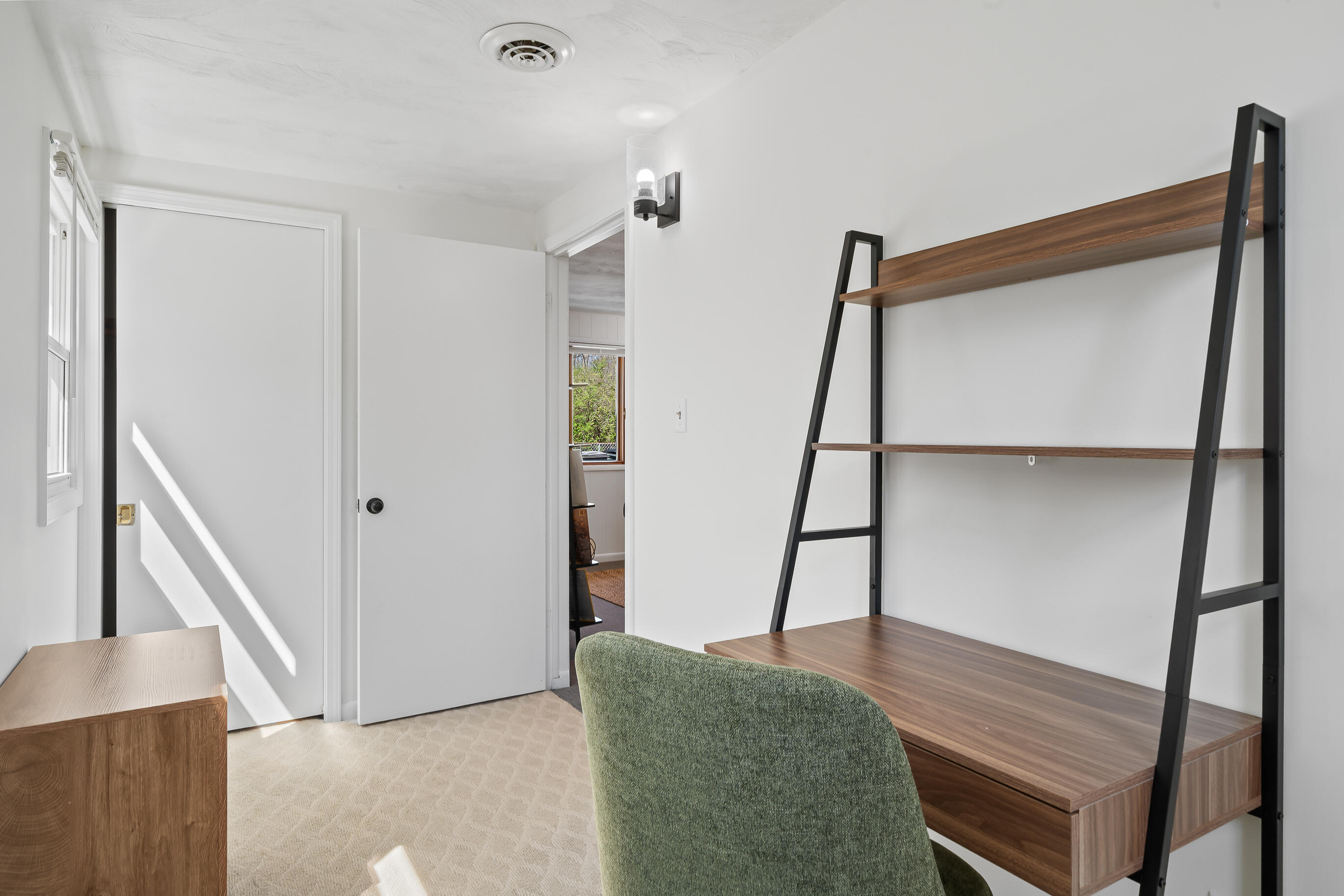 N3358 Hawthorn Road Geneva, WI 53147 - Photo 22 of 46 N3358 Hawthorn-31