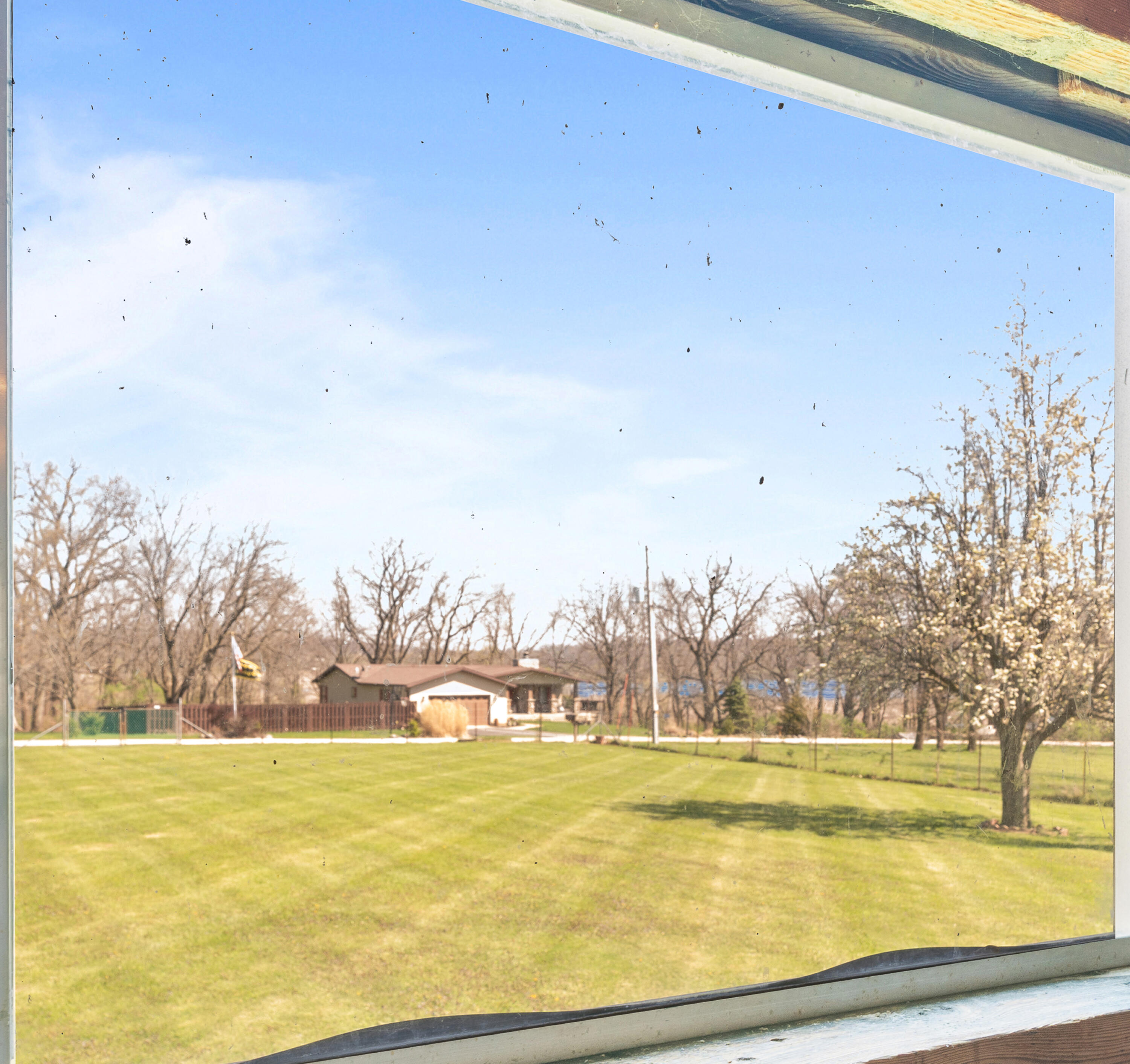 N3358 Hawthorn Road Geneva, WI 53147 - Photo 24 of 46 N3358 Hawthorn-33