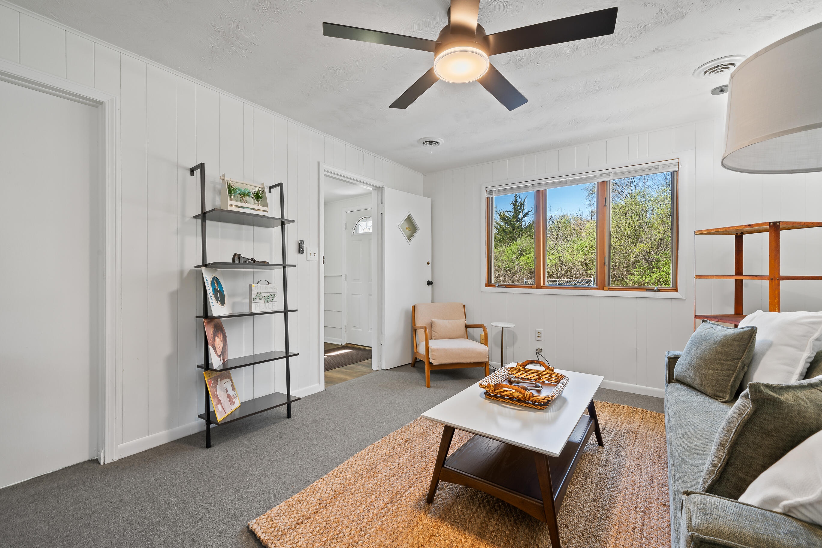 N3358 Hawthorn Road Geneva, WI 53147 - Photo 9 of 46 N3358 Hawthorn-18