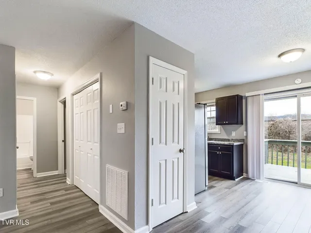 $1,200 | 754 Old Stage Road, Unit A, Church Hill, TN 37642