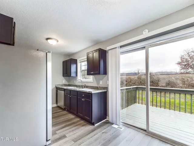 $1,200 | 754 Old Stage Road, Unit A, Church Hill, TN 37642