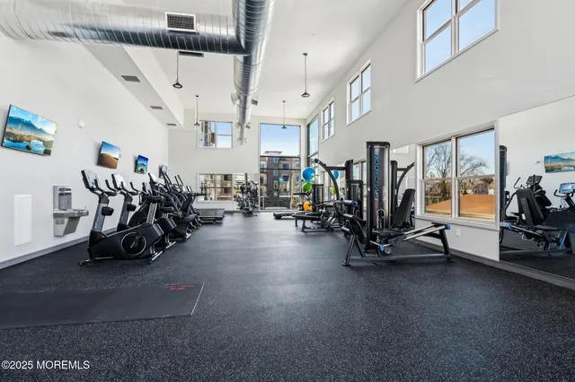 $3,200 | 258 Morris Avenue, Unit 203, Long Branch, NJ 07740