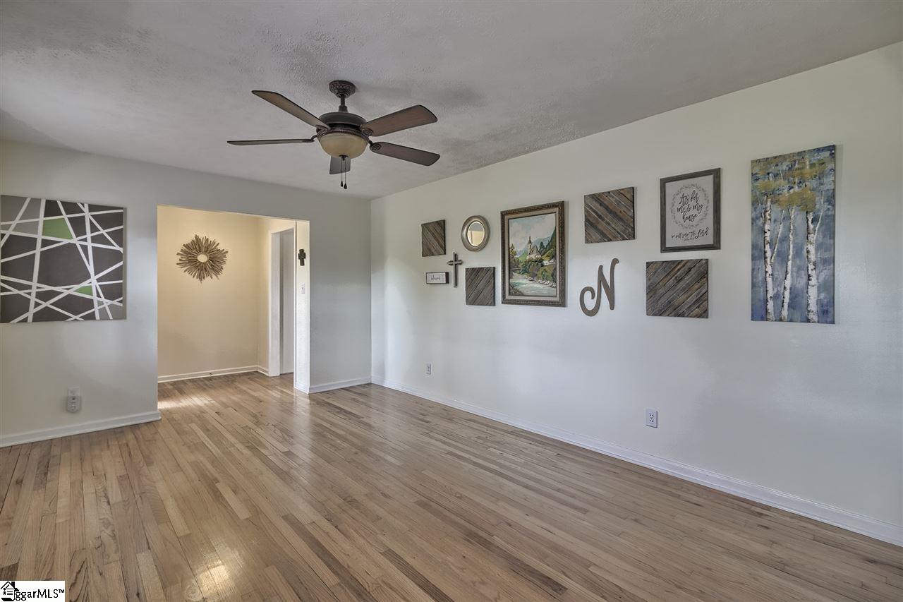 217 Sylvia Road Easley, SC 29642 - Photo 4 of 25 Gallery Image 4
