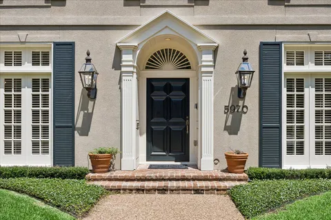 $2,695,000 | 5970 Riverview Way, Houston, TX 77057