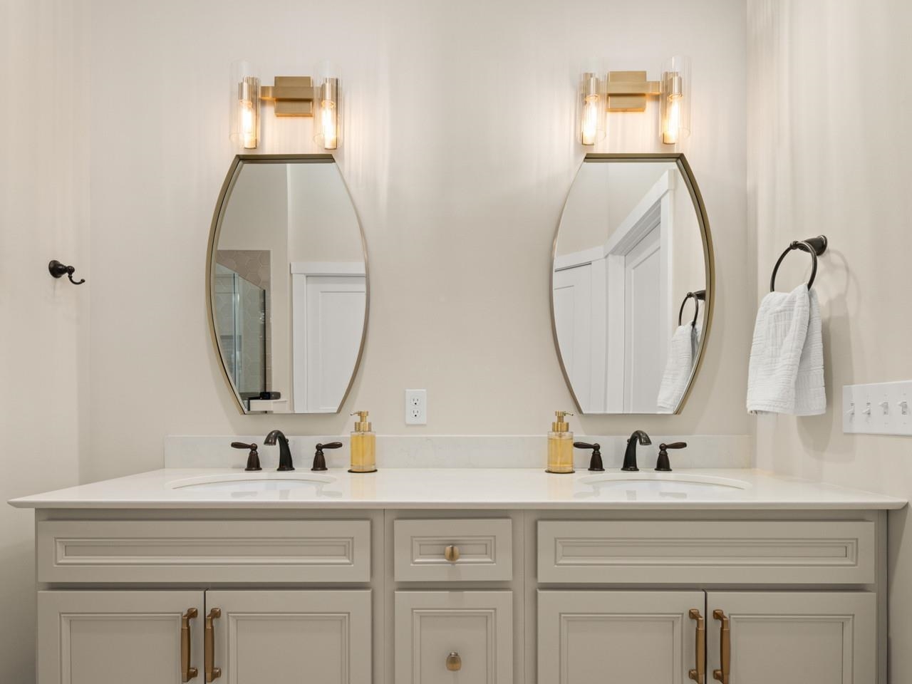 27 Elmore Street Shelburne, VT 05482 - Photo 27 of 52