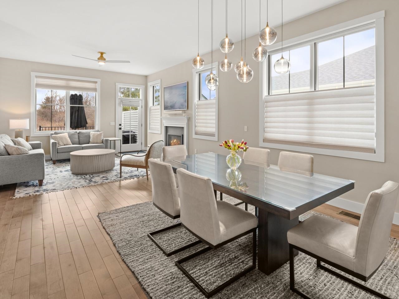 27 Elmore Street Shelburne, VT 05482 - Photo 4 of 52