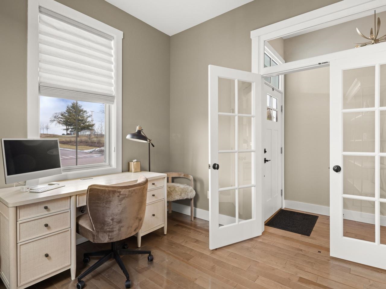 27 Elmore Street Shelburne, VT 05482 - Photo 7 of 52