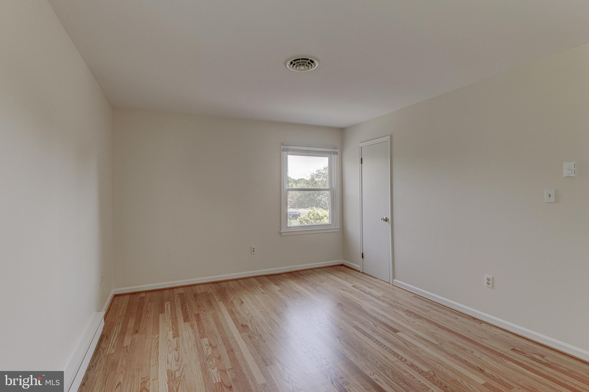 3207 Hooper Road New Windsor, MD 21776 - Photo 15 of 45