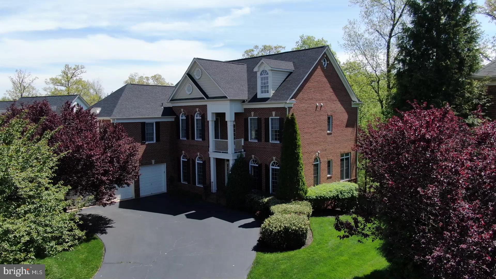 Gracious single family home situated on cul de sac