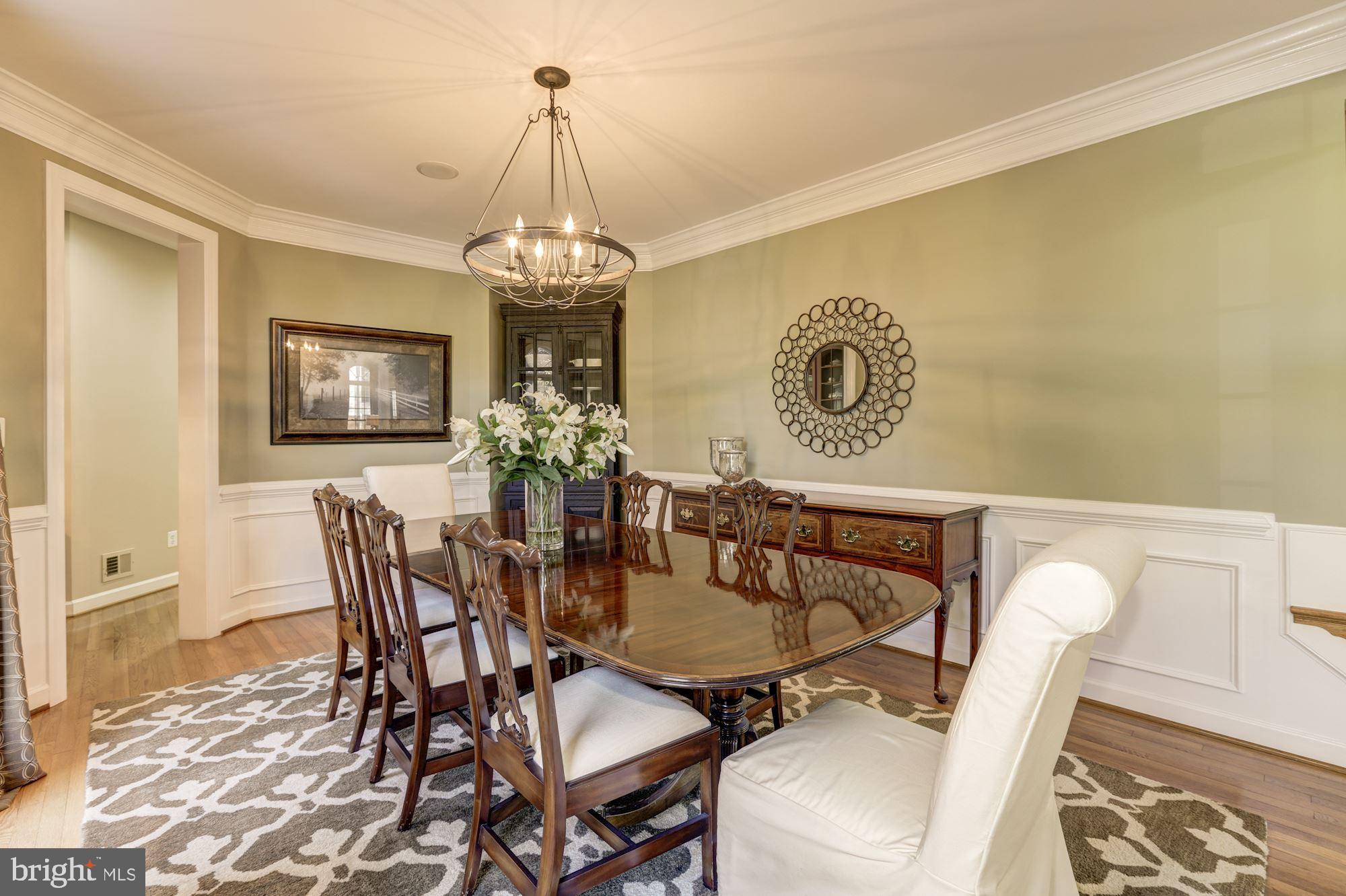 43285 Overview Place Leesburg, VA 20176 - Photo 23 of 91 Formal living room with hardwood floors