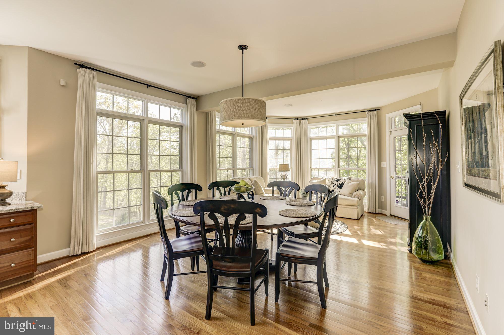 43285 Overview Place Leesburg, VA 20176 - Photo 37 of 91 Kichen eating area