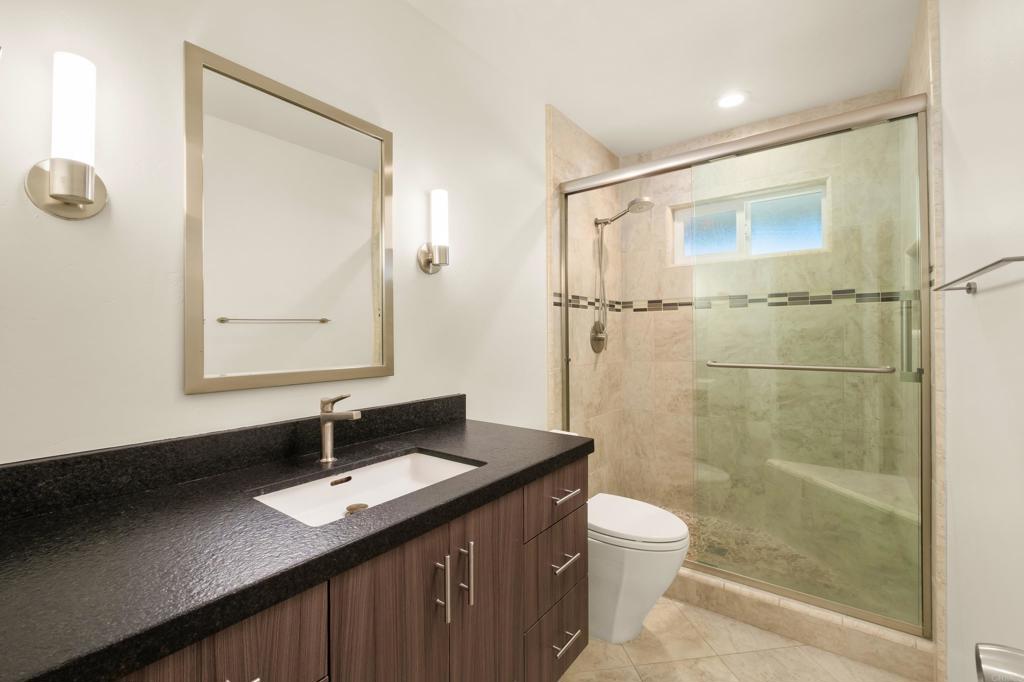 1216 Via Ramon Escondido, CA 92029 - Photo 22 of 37