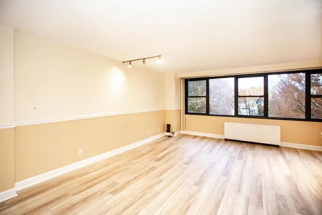 $325,000 | 201 St Pauls Avenue, Unit 4W, Jersey City, NJ 07306