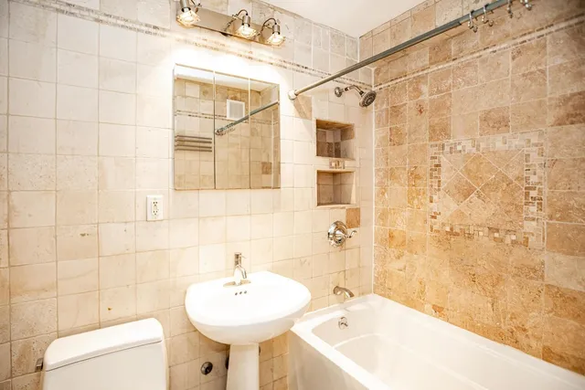 $325,000 | 201 St Pauls Avenue, Unit 4W, Jersey City, NJ 07306