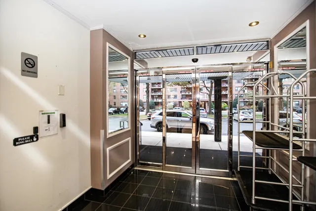 $325,000 | 201 St Pauls Avenue, Unit 4W, Jersey City, NJ 07306