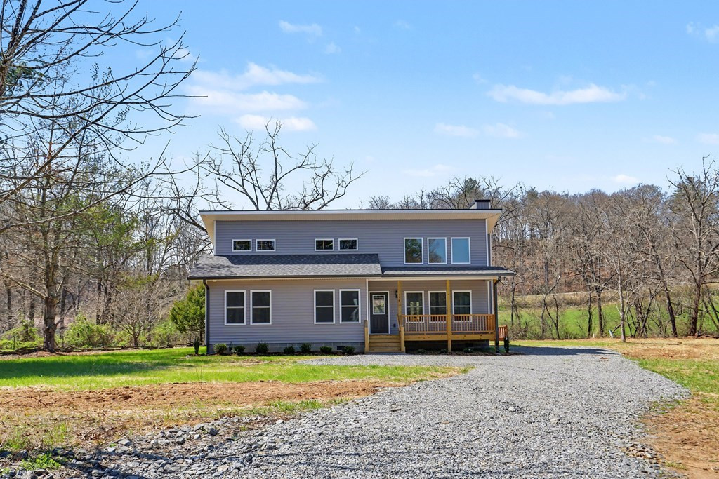 195 Rivers Edge Drive Hayesville, NC 28904 - Photo 2 of 47
