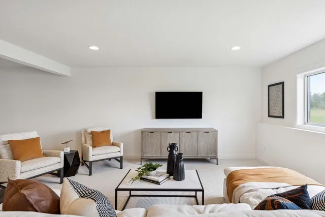 $1,025,575 | 6260 134th Street North, Hugo, MN 55038