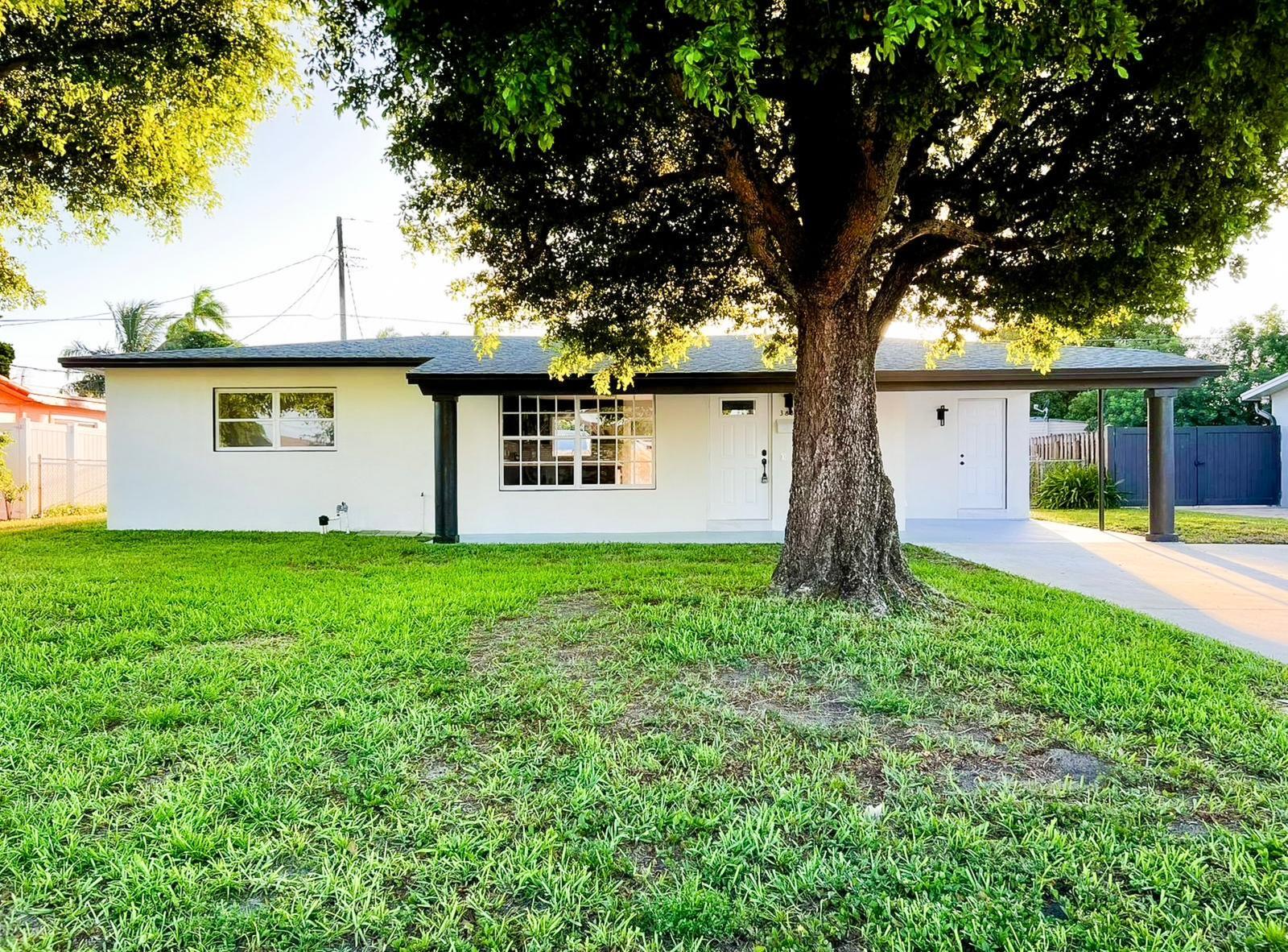 3831 Engle Road Lake Worth, FL 33461 - Photo 1 of 18 05a694fa-0aff-4a97-9b89-3123d9f3c183
