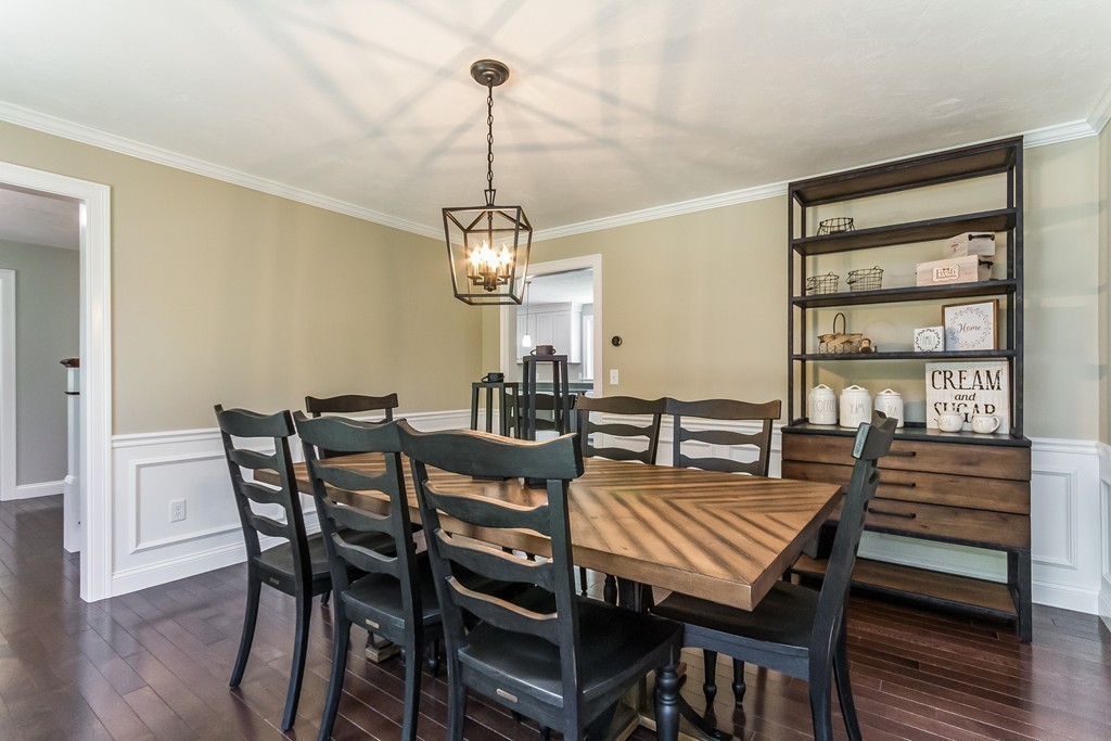 542 Old Dunstable Road Groton, MA 01450 - Photo 12 of 30 Gallery Image 12