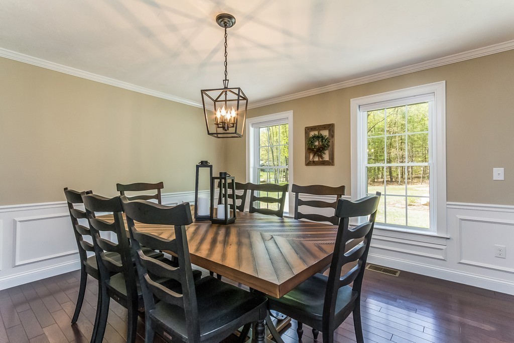 542 Old Dunstable Road Groton, MA 01450 - Photo 13 of 30 Gallery Image 13