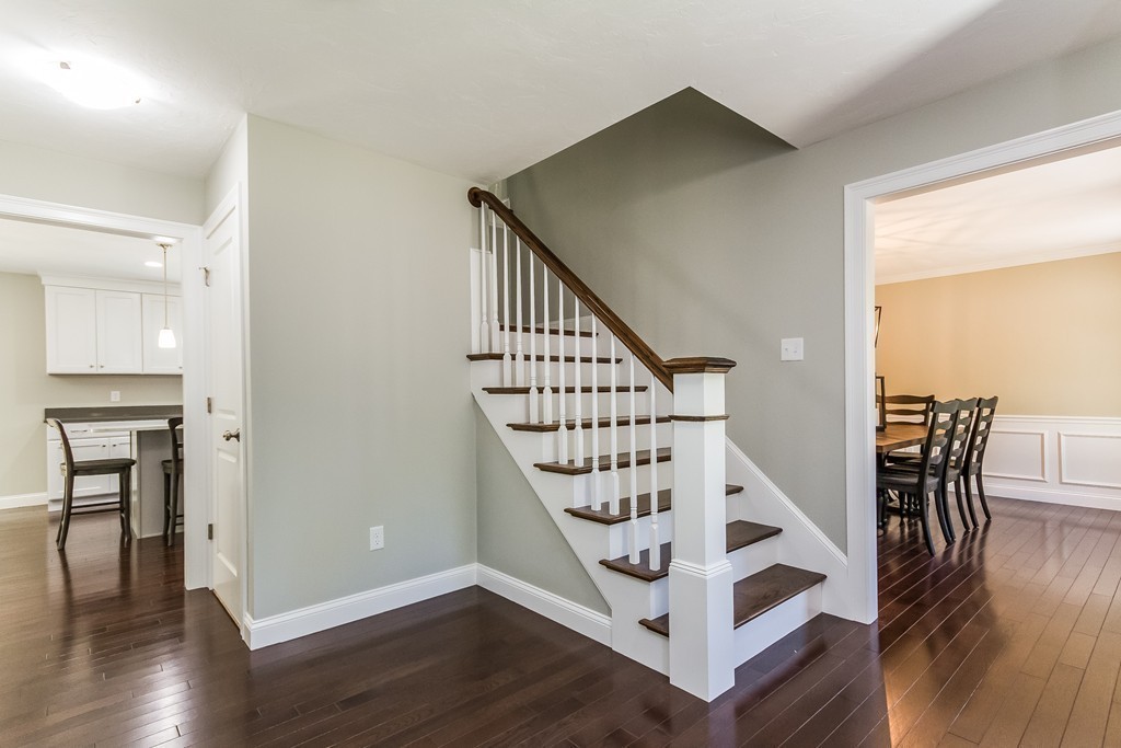 542 Old Dunstable Road Groton, MA 01450 - Photo 17 of 30 Gallery Image 17
