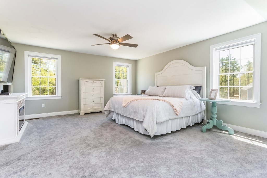 542 Old Dunstable Road Groton, MA 01450 - Photo 18 of 30 Gallery Image 18