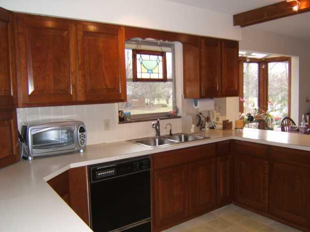 2324 Johnston Road Upper Arlington, OH 43220 - Photo 3 of 11