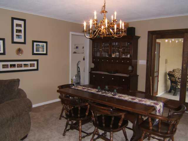 2324 Johnston Road Upper Arlington, OH 43220 - Photo 5 of 11