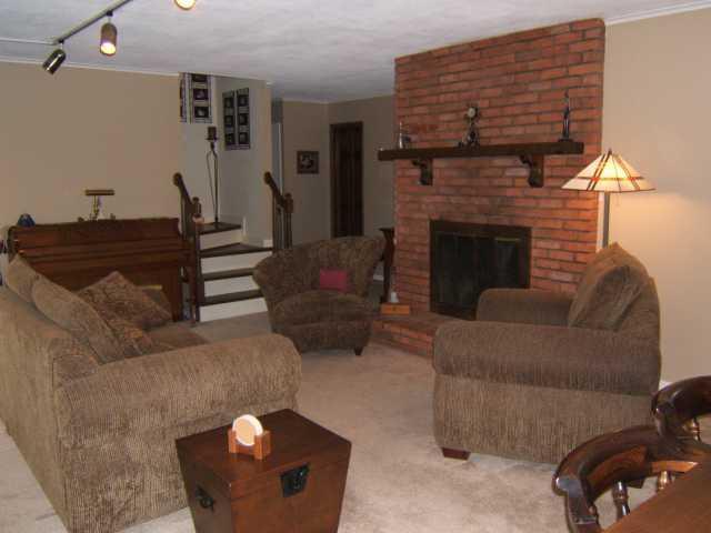 2324 Johnston Road Upper Arlington, OH 43220 - Photo 6 of 11