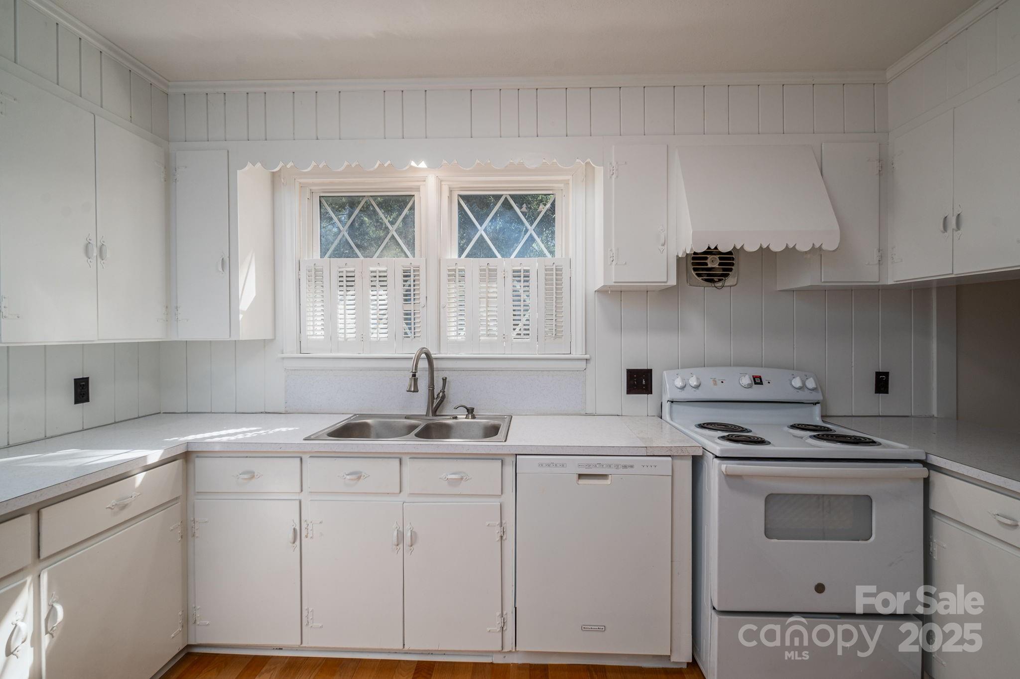 722 Hillcrest Avenue Gastonia, NC 28052 - Photo 9 of 21