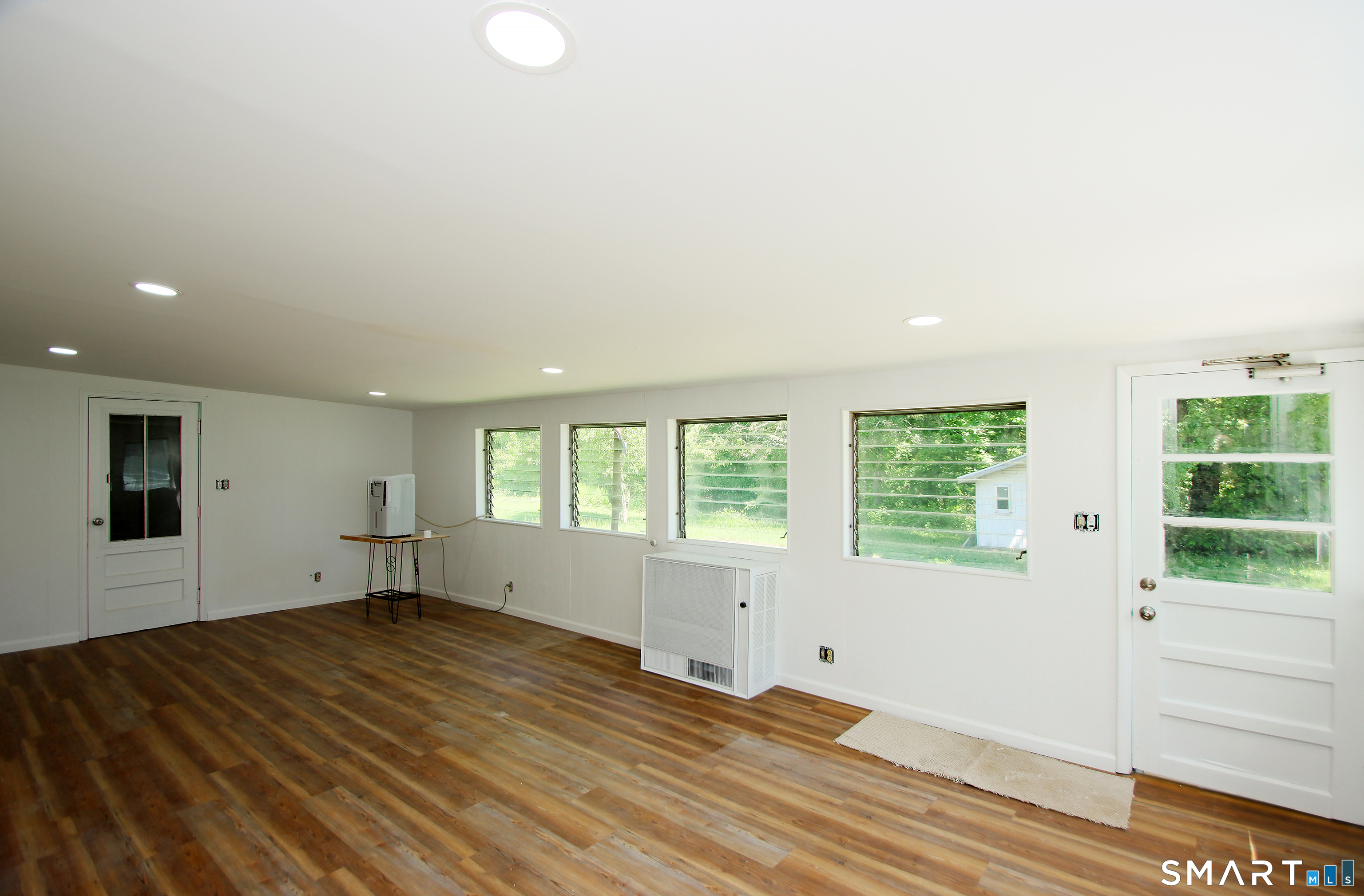 154 Hesse Road Hamden, CT 06517 - Photo 25 of 35