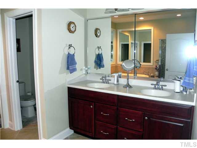 11575 Auldbury Way Raleigh, NC 27617 - Photo 14 of 23 Photo 14