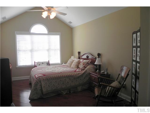11575 Auldbury Way Raleigh, NC 27617 - Photo 17 of 23 Photo 17