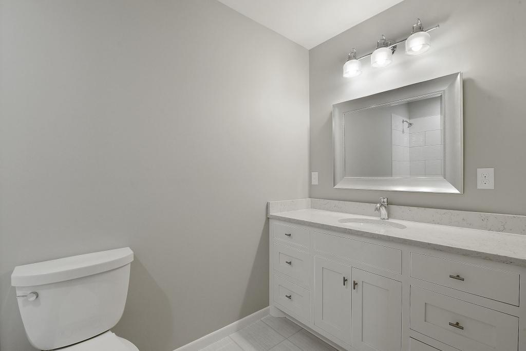 6509 Ridgeview Circle Edina, MN 55439 - Photo 14 of 20