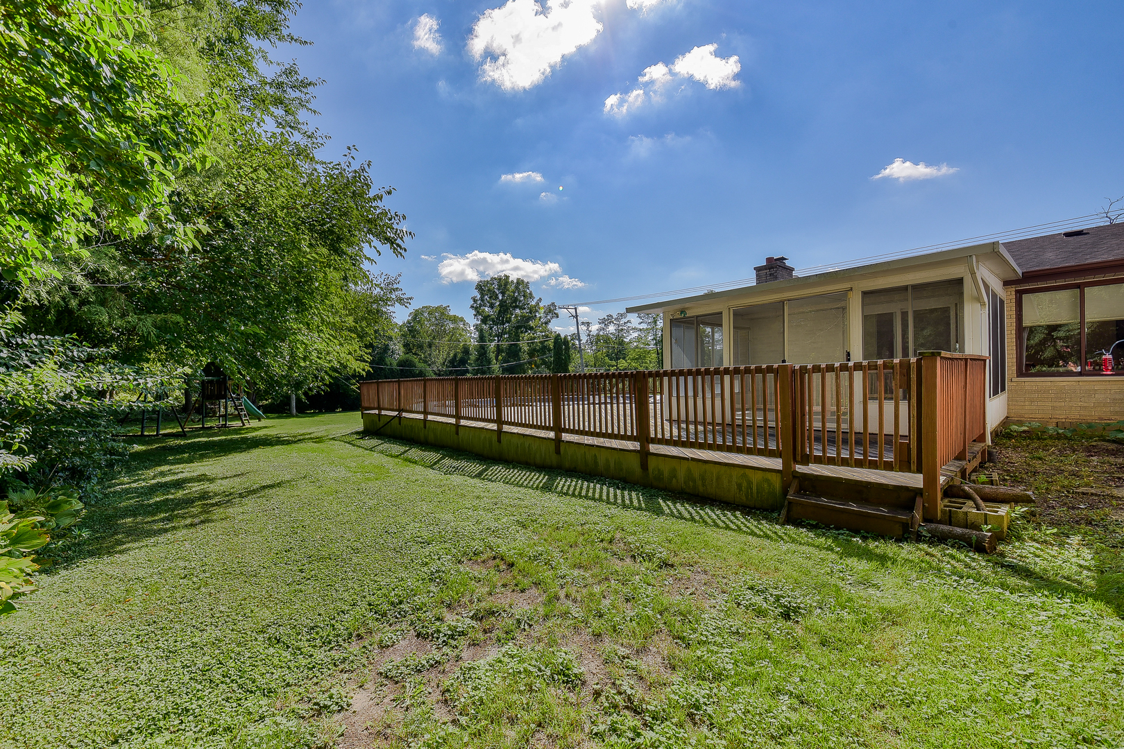 8645 Brookridge Road Downers Grove, IL 60516 - Photo 21 of 23 a view of backyard with green space